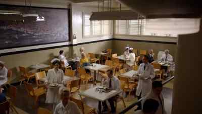 Nurse Carlyle please call the switchboard. - Masters of Sex