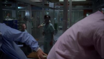Nurse: Clear the hall! - House