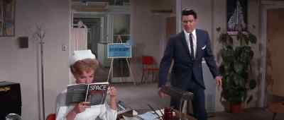 Nurse? I had an accident. - It Happened at the World's Fair