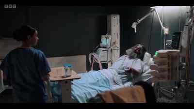 Nurse, please,
can you pass me comb... - Virdee