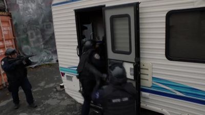NYPD!
Stand down! - Manifest