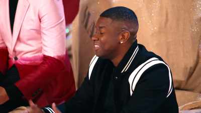 O cheiro e a energia da massa com queijo… - Pentatonix: Around the World for the Holidays