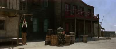 O forse hai paura? - A Fistful of Dollars