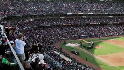 O que quer que Deus tenha feito
a Willie Mays, - Say Hey, Willie Mays!