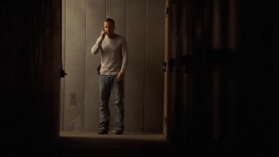 - O'Brian.
- Chloe, it's Jack. I need you to do something. - 24