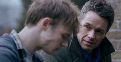 Obviously, I can't help feeling
if we stayed together... - Surviving Christmas with the Relatives