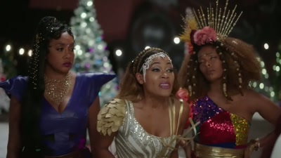 Och vi kommer, just nu - A New Diva's Christmas Carol