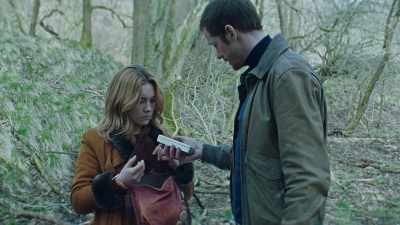 - Of course.
- And he's asked us to come and live with him. - The Little Drummer Girl