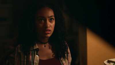 Of course they can give her
a better life than Bebe can. - Little Fires Everywhere