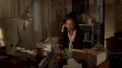 Of course, I wanna
get them a gift! - Pretty Little Liars: The Perfectionists