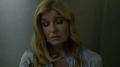 - Of course, he met
the girlfriend on the internet - Dirty John