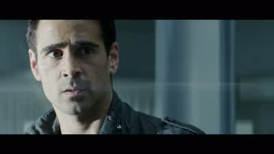 Of course she can't do it. - Total Recall