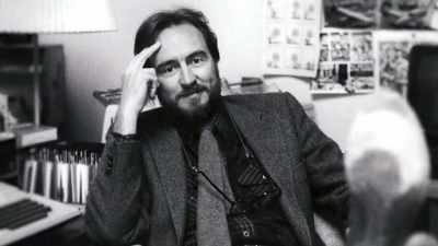 Of course, Wes is sitting there
dressed in Ralph Lauren, - Hollywood Dreams & Nightmares: The Robert Englund Story