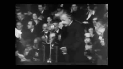 ...of expressing to you here - Einstein and the Bomb