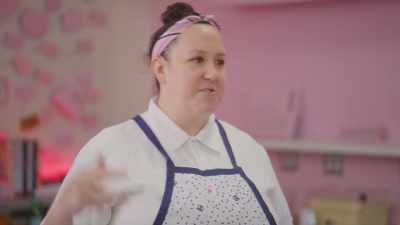 ...of like professional
pastry excellence - What Am I Eating? With Zooey Deschanel