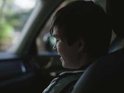 - Of what?
- You... driving. - John and the Hole
