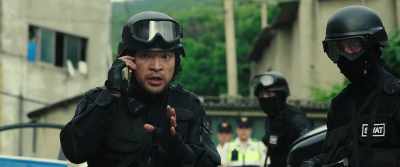 "Office Manager Ms. Lee"
Ms. Lee, we got one more task. - Fabricated City