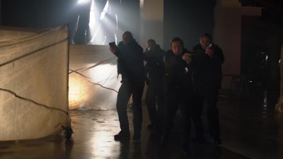 Officer 1: Freeze!
Officer 2: Don't move. Don't move! - Supergirl