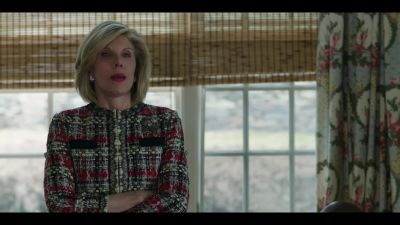 OFFICER: All right,
everyone out. - The Good Fight
