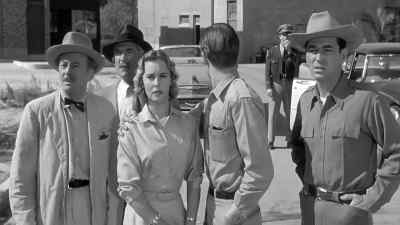 Officer, establish contact with Hank. - The Monolith Monsters