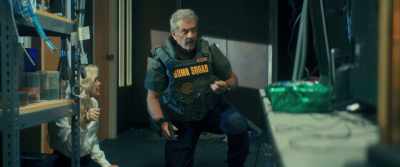Officer Reed. - Hot Seat