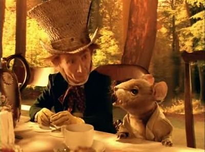 Officer these men are criminals - Alice in Wonderland