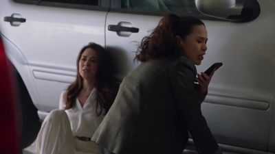 Officer under fire. - The Rookie