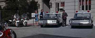 Officer.
Yes? - Roustabout