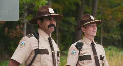 Officers requesting assistance - Super Troopers 2