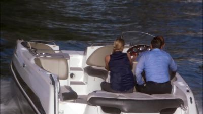- [ Officers Shouting ]
- [ Sam ]
Good job, Jesse. - Burn Notice