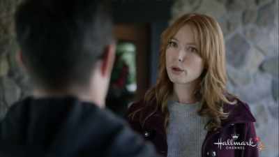 Oh, about, you know,
you not being a real writer. - The Mistletoe Inn