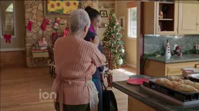 Oh, absolutely beautiful! - A Wedding for Christmas