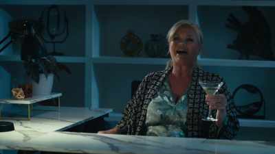 - Oh, actually that wasn't- - Stepmom from Hell
