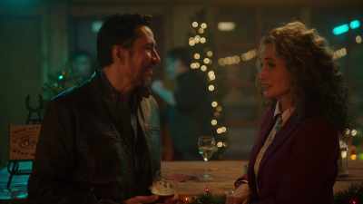 - Oh, actually Wyatt's here!
He came home for the holidays. - Dashing in December