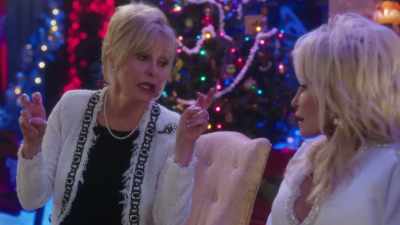 - Oh, ain't you something.
- Well, I hope what we did to you - Dolly Parton's Mountain Magic Christmas