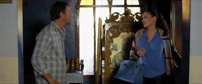 Oh, Alba wanted to bring her
presents here for the children. - The Second Coming of Christ