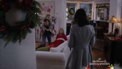 Oh, Amelia has
a really important role - Christmas in the Air