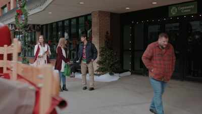 Oh, and this is where
the party's happening, - Everything Christmas