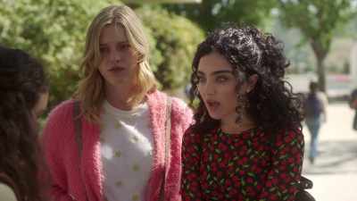 Oh, and if the cops
show up at her house - The Shoplifting Pact