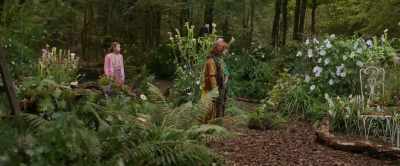- Oh, Angel's Trumpet,
extremely deadly. - Wonderwell