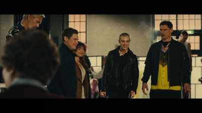 Oh, we are excited to
get Bumper dressed up - Pitch Perfect: Bumper in Berlin