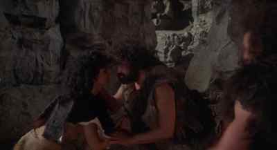 Oh! Atouk, nya haraka. - Caveman