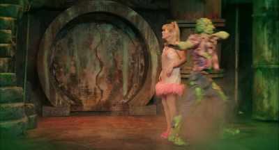 - Oh?
(audience chuckling) - The Toxic Avenger: The Musical