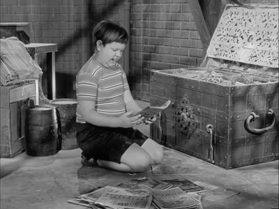 Oh, boy! Super Ape. - The Addams Family