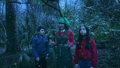 - Oh boy, this is the Ice Elf Queen, - Santa's Chimney of Secrets