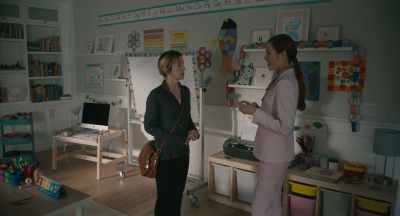 - Oh, you can get
caught up on any laundry - Justine