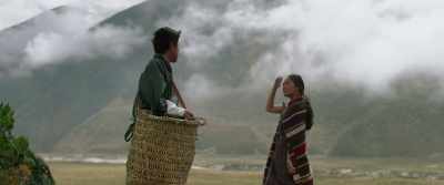 Oh can you teach me the song? - Lunana: A Yak in the Classroom