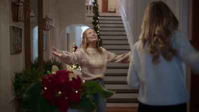 Oh, Charlie. You're here!
You're really here. - Christmas by Design