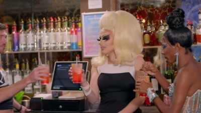 Oh, cheers. Cheers.
This is good. Yeah. - Trixie Motel
