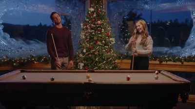 -Oh.
-[chuckles] - Christmas on the Menu